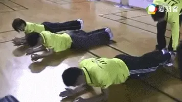 揭秘国羽核心力量练习，这13招让你爆发力更强！