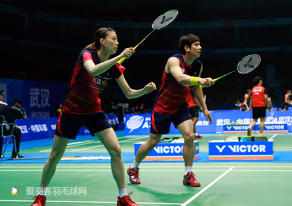 1208352978.jpg.avif_