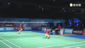 高手打球浑身都是知识点！但这个细节你肯定没留意！