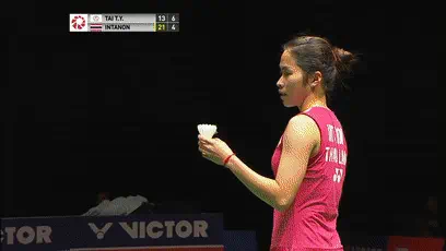 战术千万条，发球第一条，击球不规范，队友两行泪