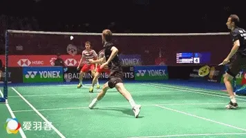 双打中前场想连贯?东南亚接封小练习了解一下