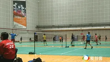 谌龙版本丨半场带球热身就得这么练