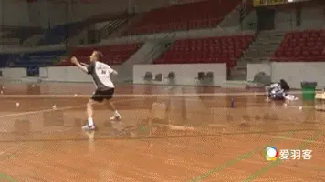 这样给对手“挖坑”，立马获得突击进攻机会