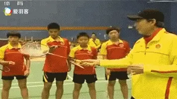 如何搓球才能擦网而过？林丹恩师汤仙虎来教你！