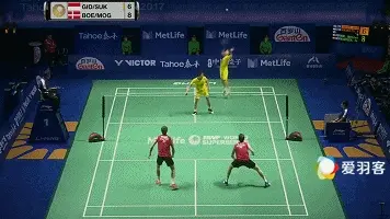 中前场嚣张的苏卡穆约，后场杀球也如此诡异？