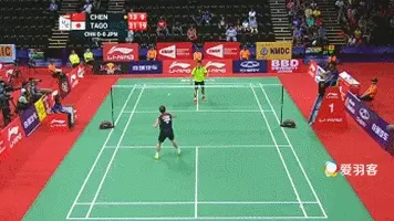 以小见大丨田儿师兄的杀球有何特点