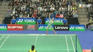 用脑子打球!膝伤“未愈”的李雪芮用这3个战术战胜强敌!