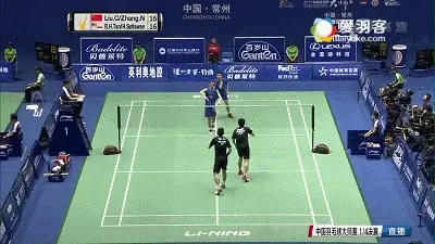 双打不想抢球被爆头？就得合理分配球权！