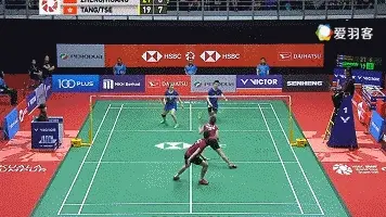 “黄金双左手”组合，为何能爆冷战胜世界一流？