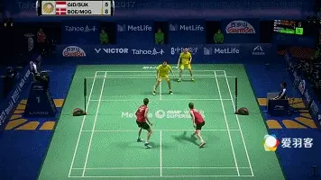 中前场嚣张的苏卡穆约，后场杀球也如此诡异？